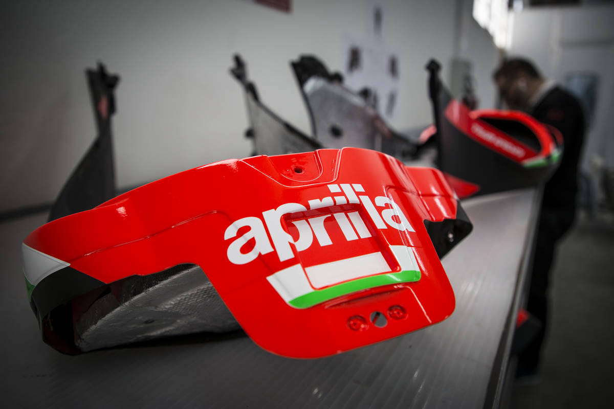 zanasi-group-aprilia-gresini-team-102