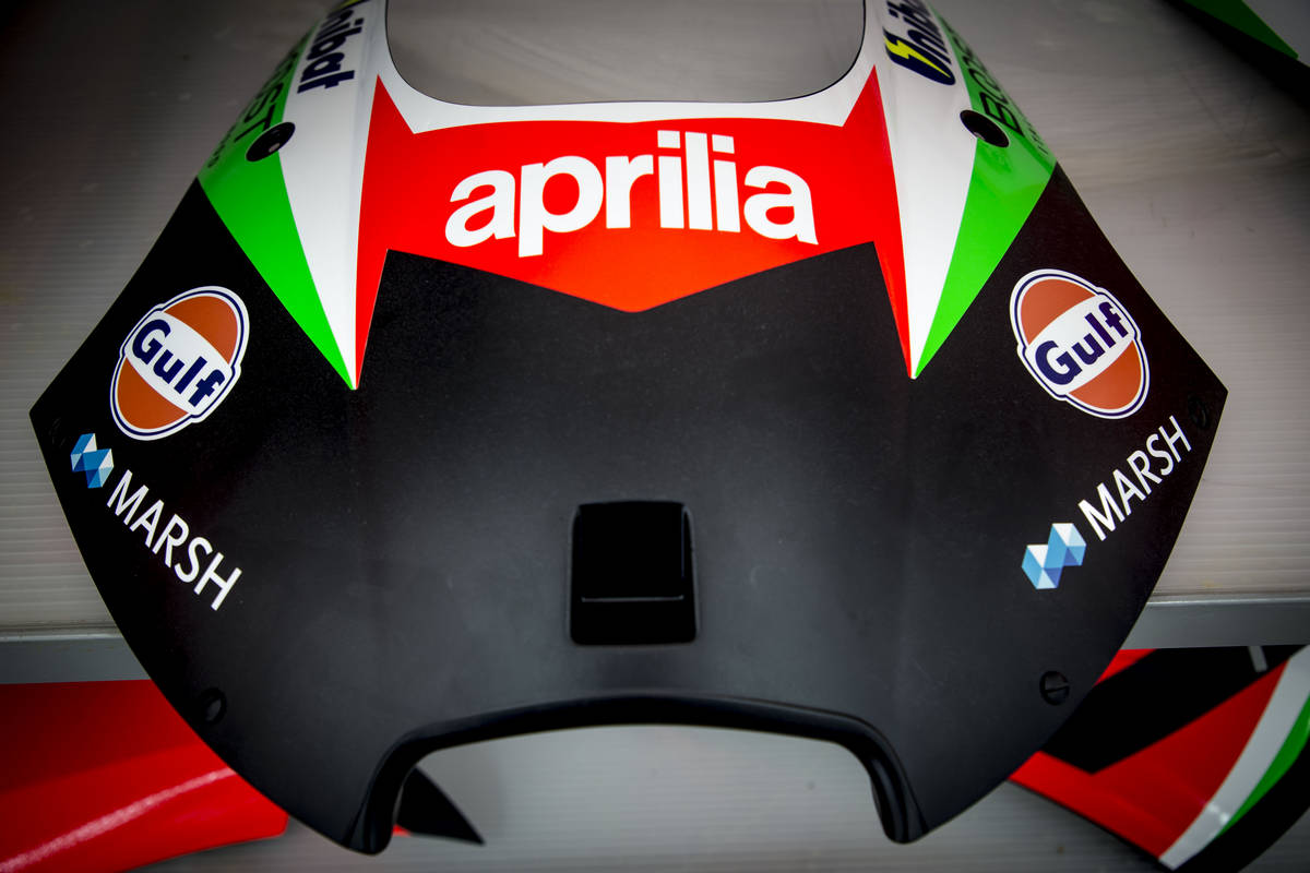 zanasi-group-aprilia-gresini-team-105